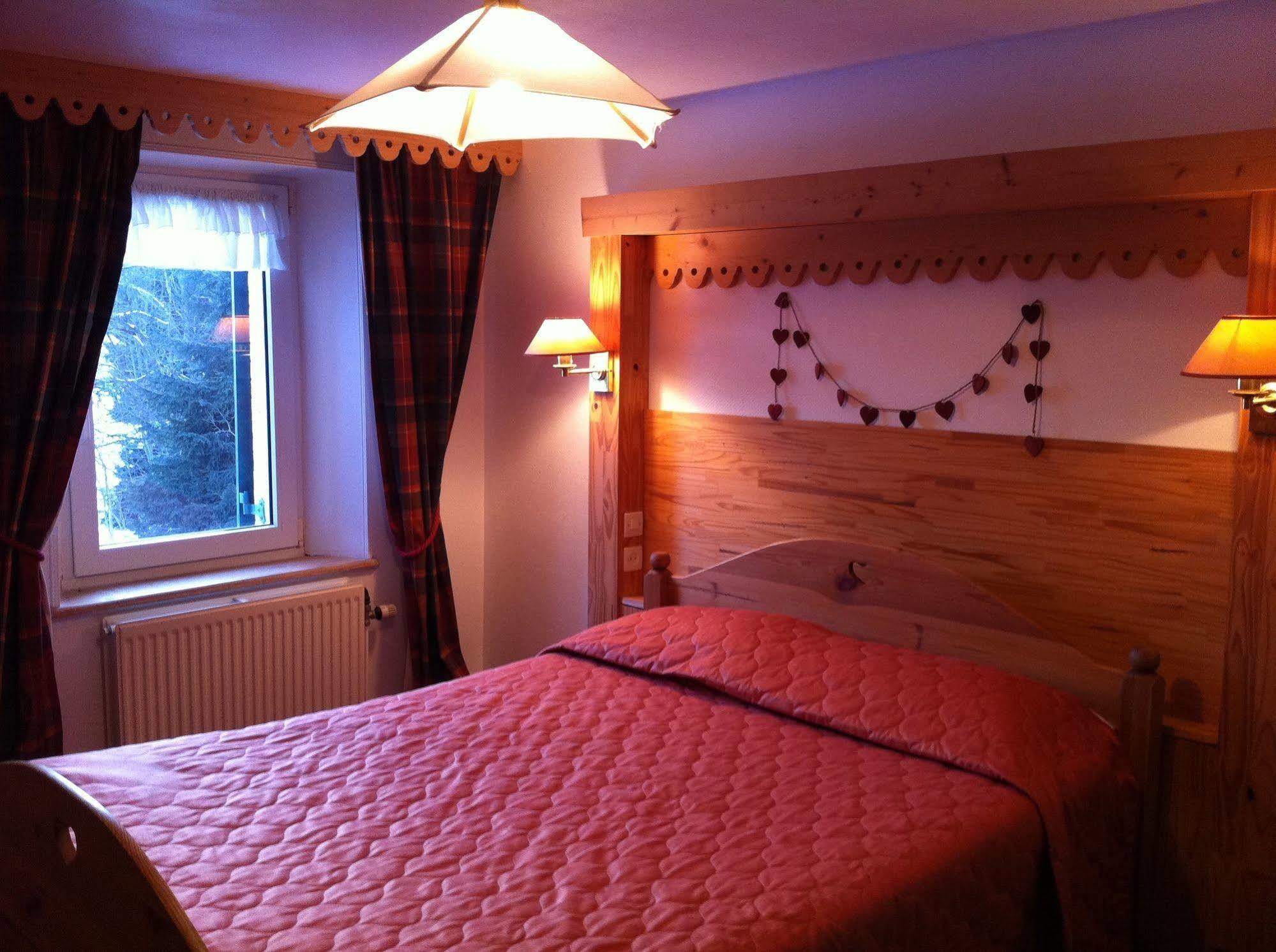 Maison La Deviniere - Sauna Et Spa Compris Accessibles Toute L'Annee Xonrupt-Longemer Luaran gambar